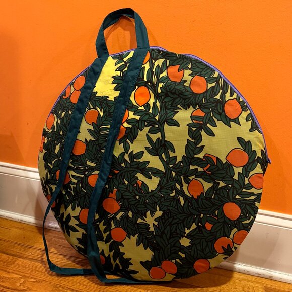 Orange Tree Baggu Pop-Up Tent - Picture 2 of 4